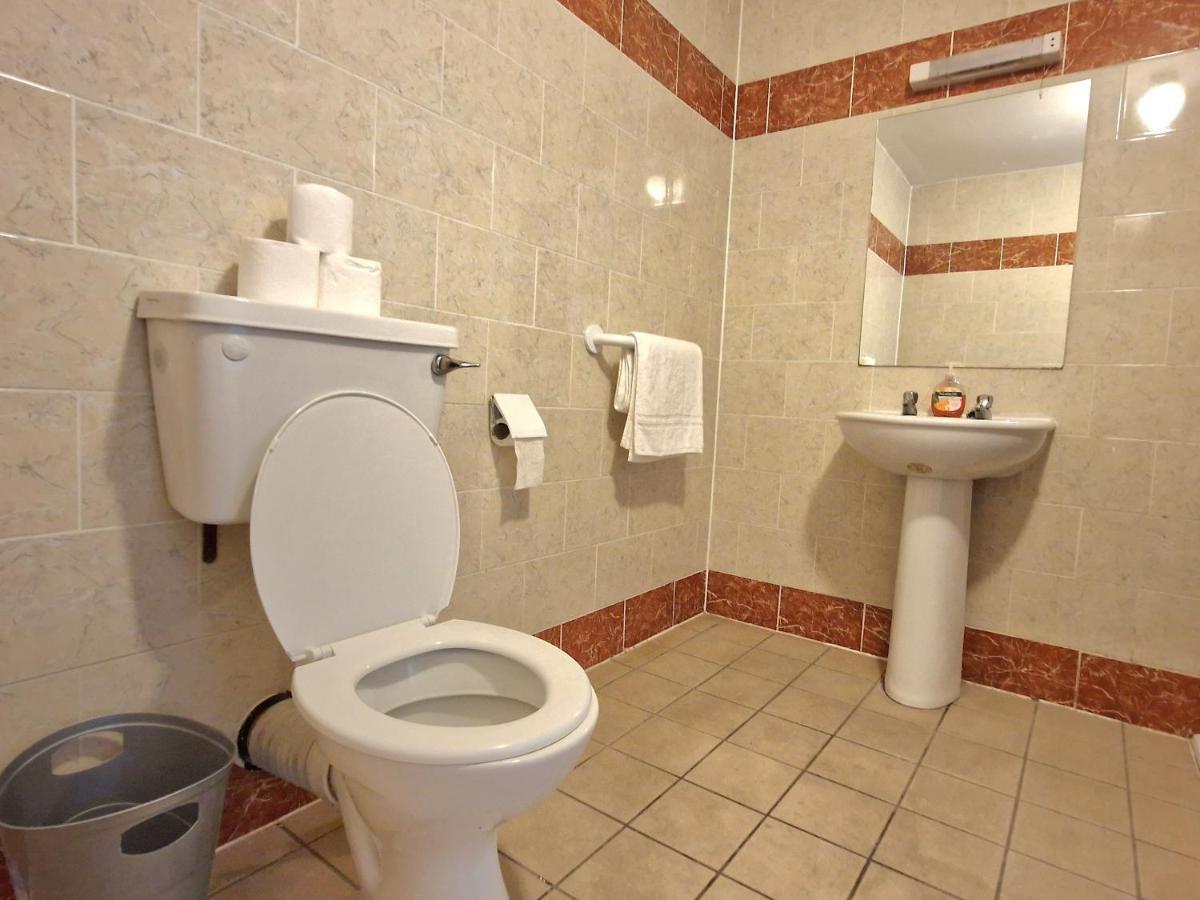 Glen Abhainn Standard Budget Accommodation Athlone Extérieur photo